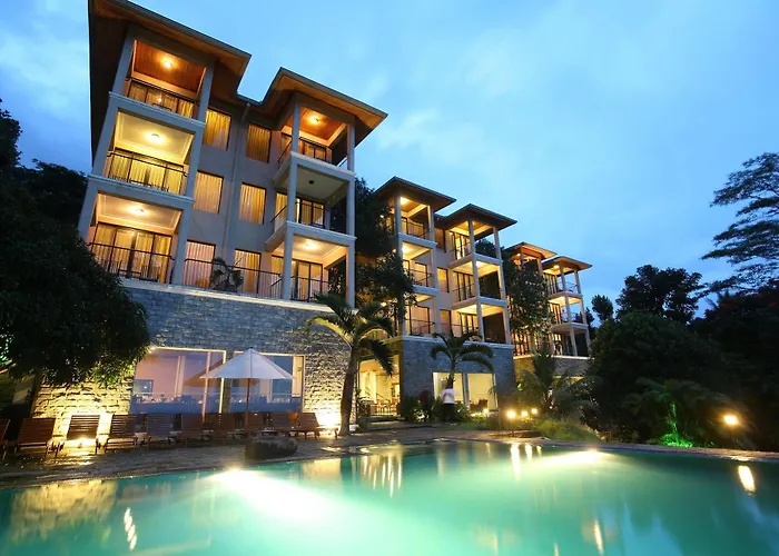 Randholee Resort & Spa