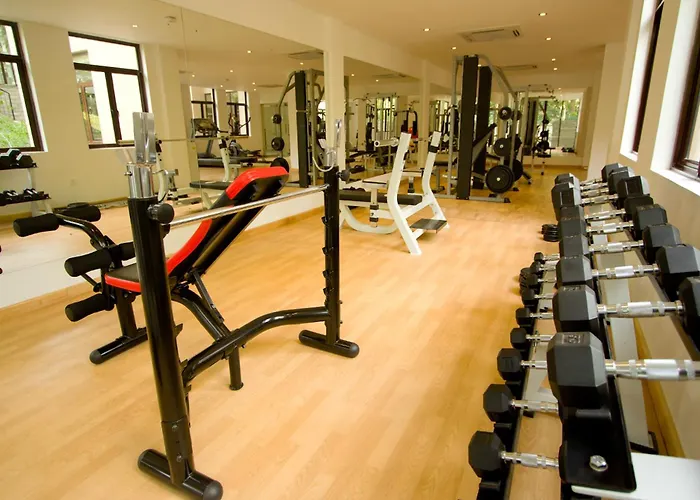 Randholee Resort & Spa